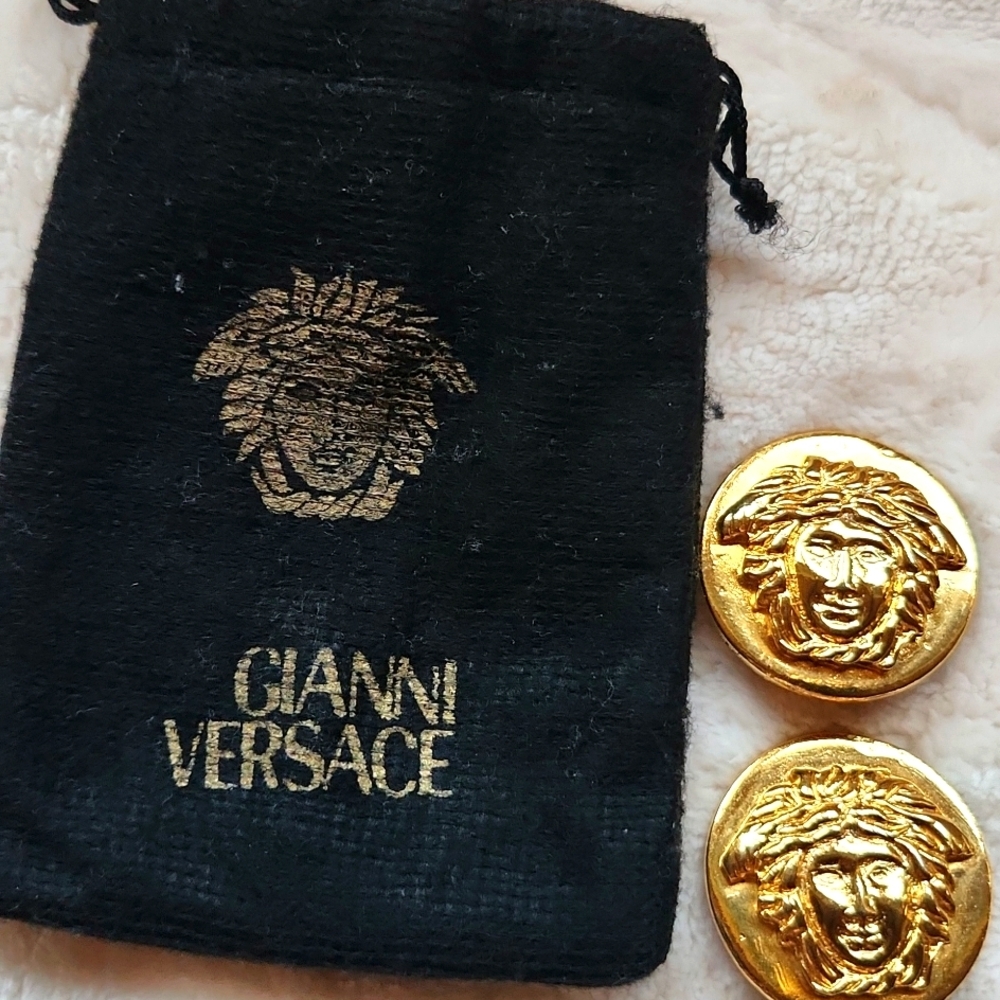 Gianni Versace Gold Medusa Earrings‎